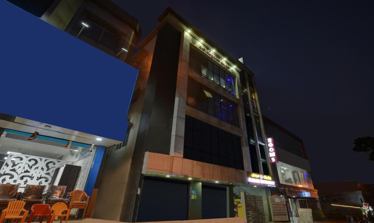 Treebo Trend Karan Residency Hotel Mysore Luaran gambar
